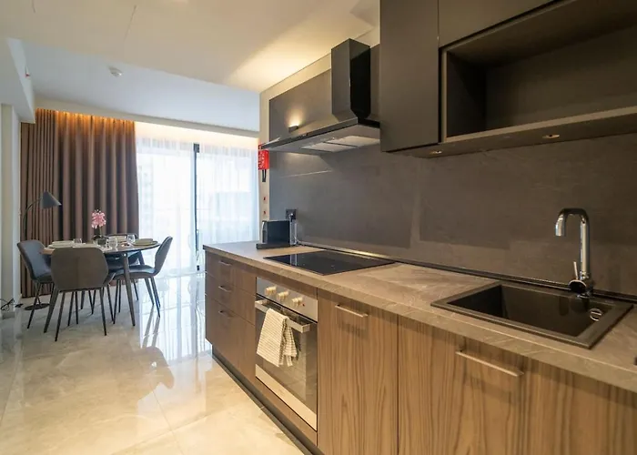 Mercury By Zaha Hadid Including Pool Access Apartament *