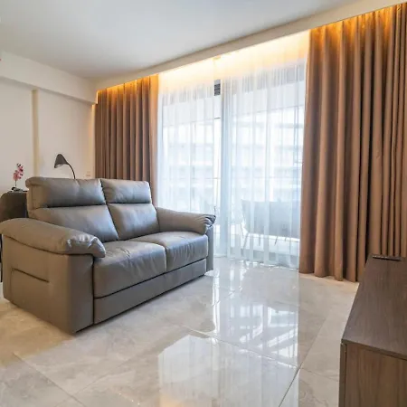 Mercury By Zaha Hadid Including Pool Access Apartament *