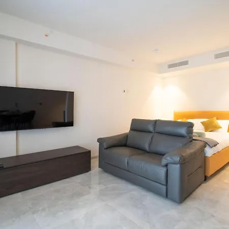 Mercury By Zaha Hadid Including Pool Access Apartment San Ġiljan