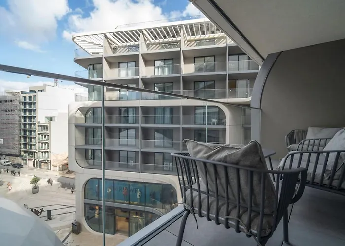 Mercury By Zaha Hadid Including Pool Access * San Ġiljan